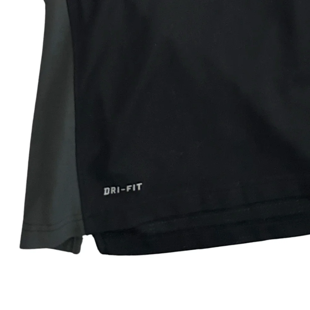 Nike Dri-FIT Men's M Black Gray Panel Long Sleeve Training Shirt 677638-010